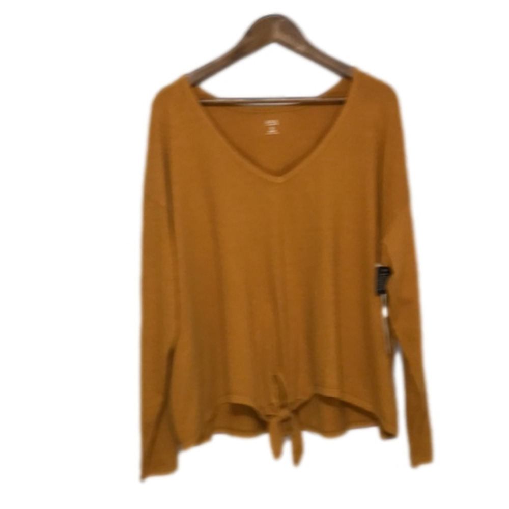 NWT A.n.a V-neck Long Sleeve T-shirt Size 0X